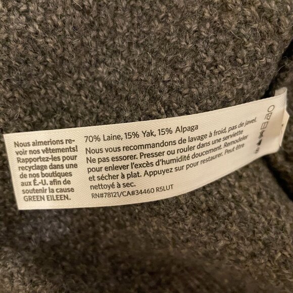 NWOT Like New Eileen Fisher Gray Wool Textured Thick Boxy V-Neck Sweater Size PP - Picture 6 of 6